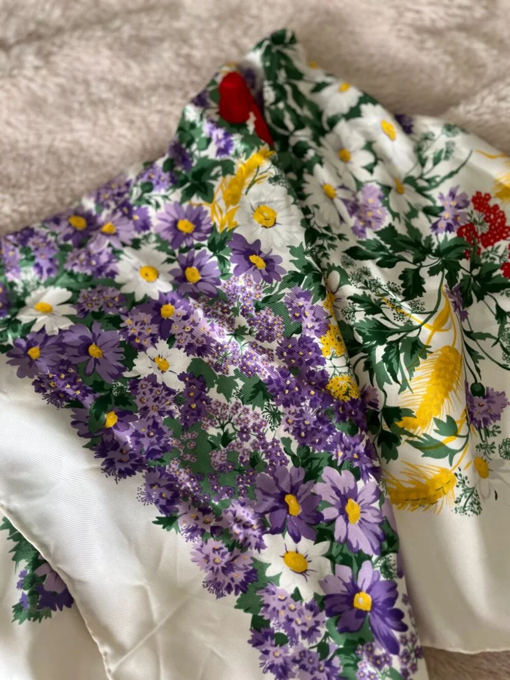 ERRE 100%SILK  FLORAL PATTERN SCARF